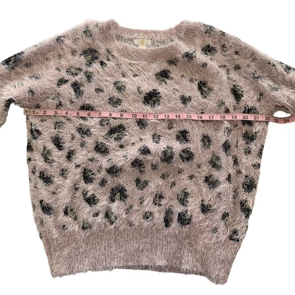Charming Charlie Blush Pink Fuzzy Cheetah Print Pullover Sweater Medium - Picture 4 of 6